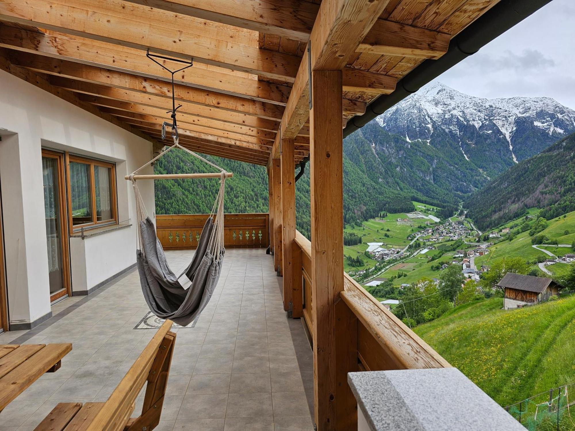 Alpenblick Lodge Tscholl Martell Exterior foto