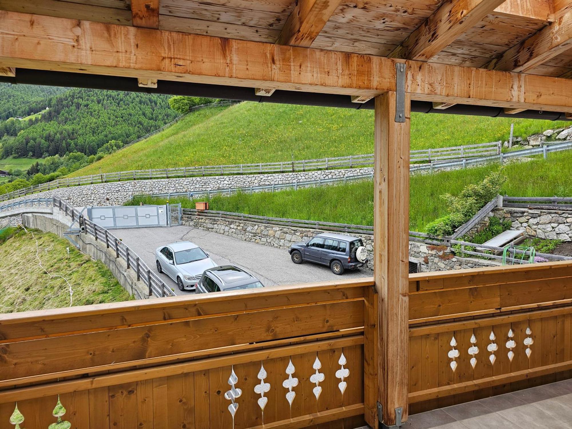 Alpenblick Lodge Tscholl Martell Exterior foto