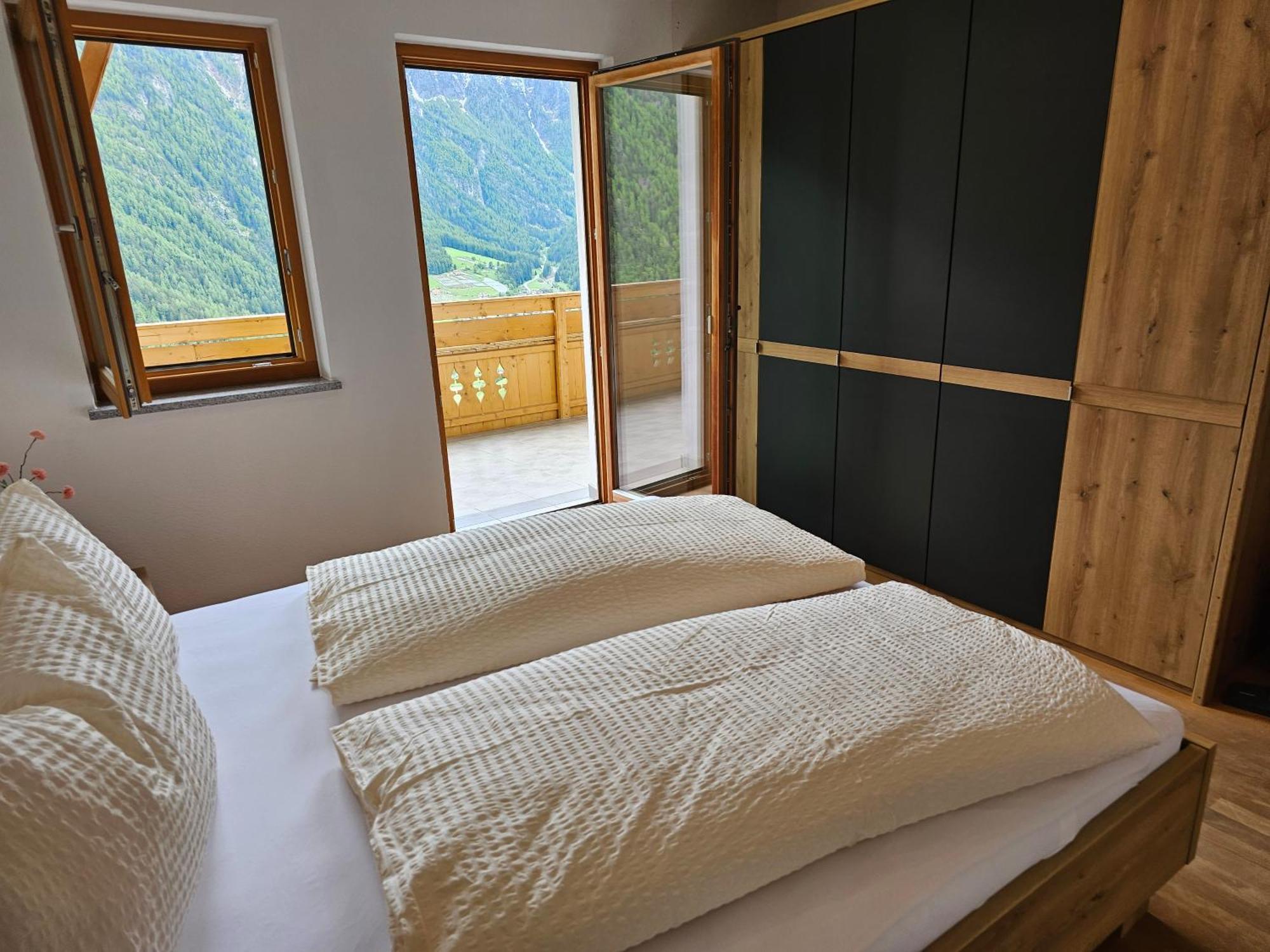 Alpenblick Lodge Tscholl Martell Exterior foto